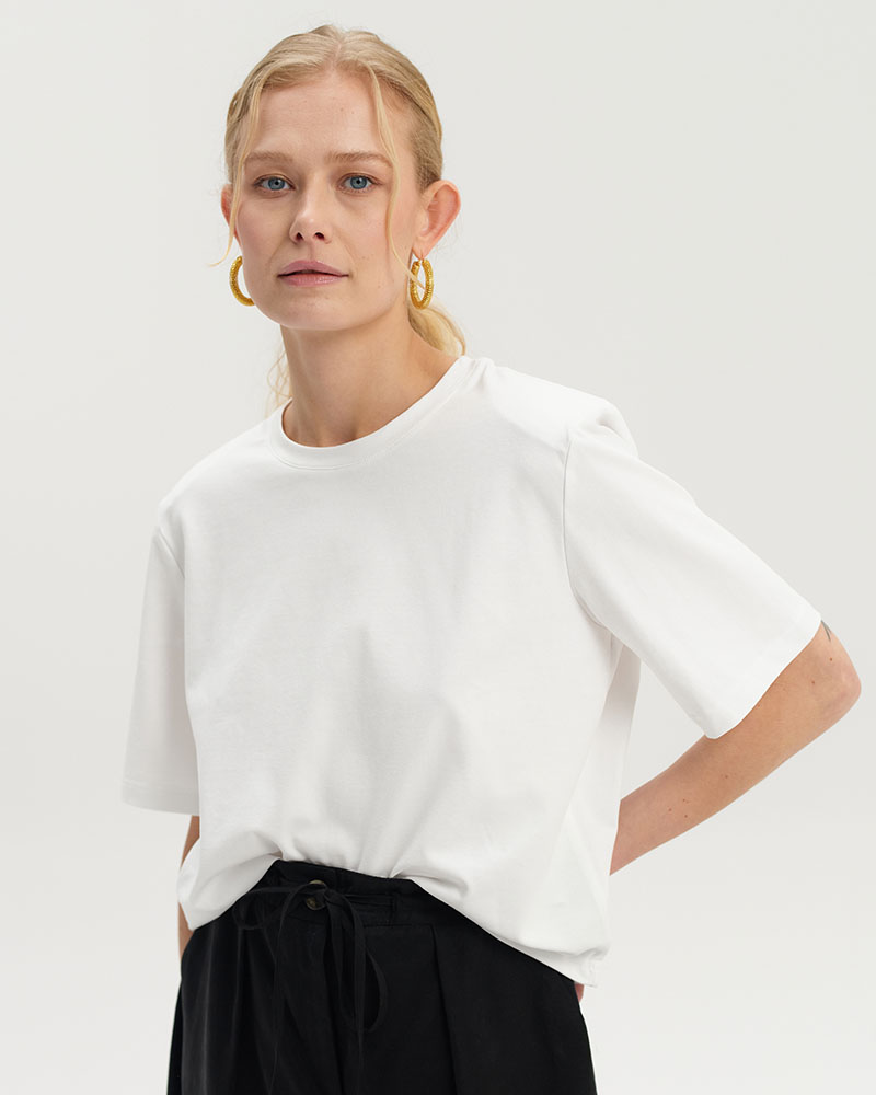 biały tshirt basic